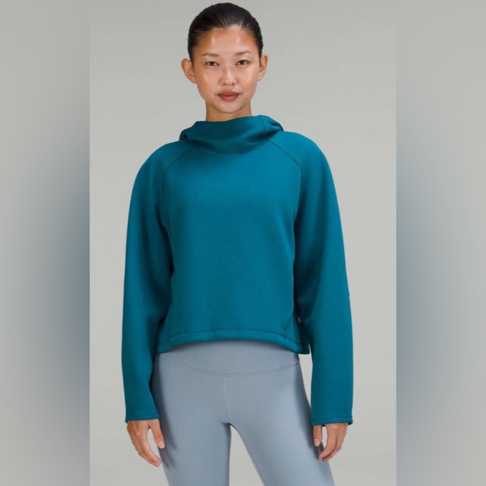 Lululemon AirWrap Modal Pullover Hoodie
Capri Like New